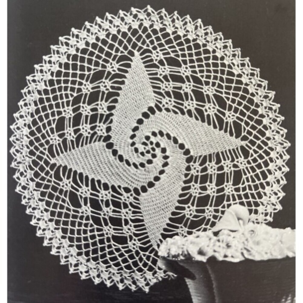 Vintage 1960's Pricilla Doily Crochet Pattern WHIRLWIND Irish Lace 18"